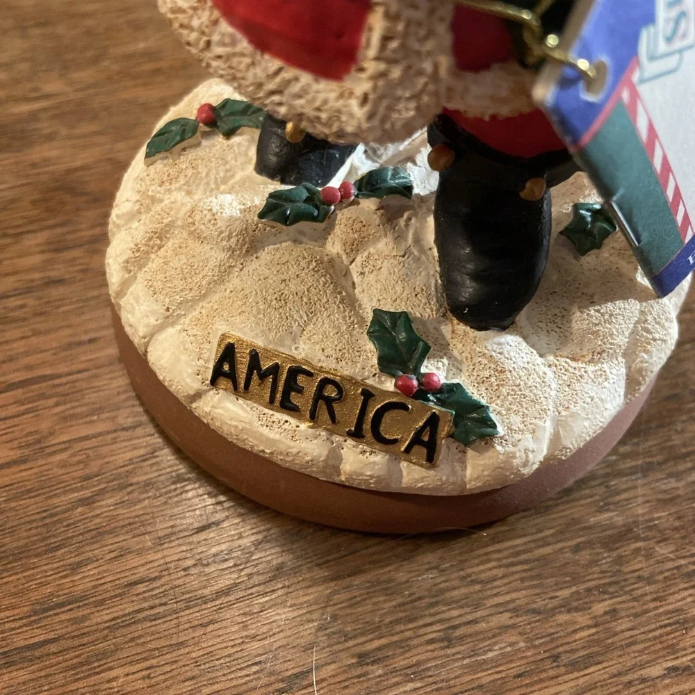 Shaker Hearth Wilton Industry Santa Claus 1998 America‎ Terra Cotta Cookie Press